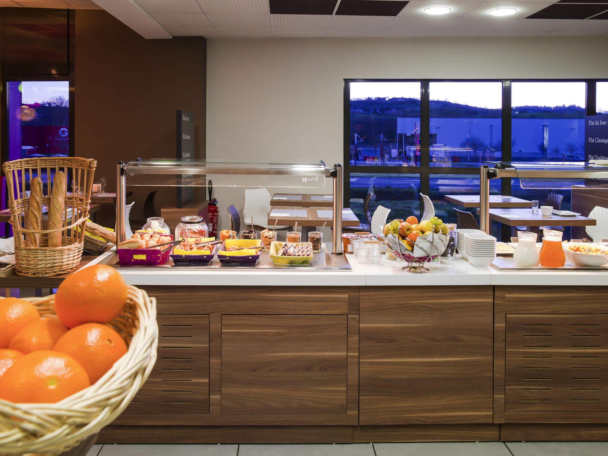 Ibis Styles Castres Hotel Castres  Buitenkant foto