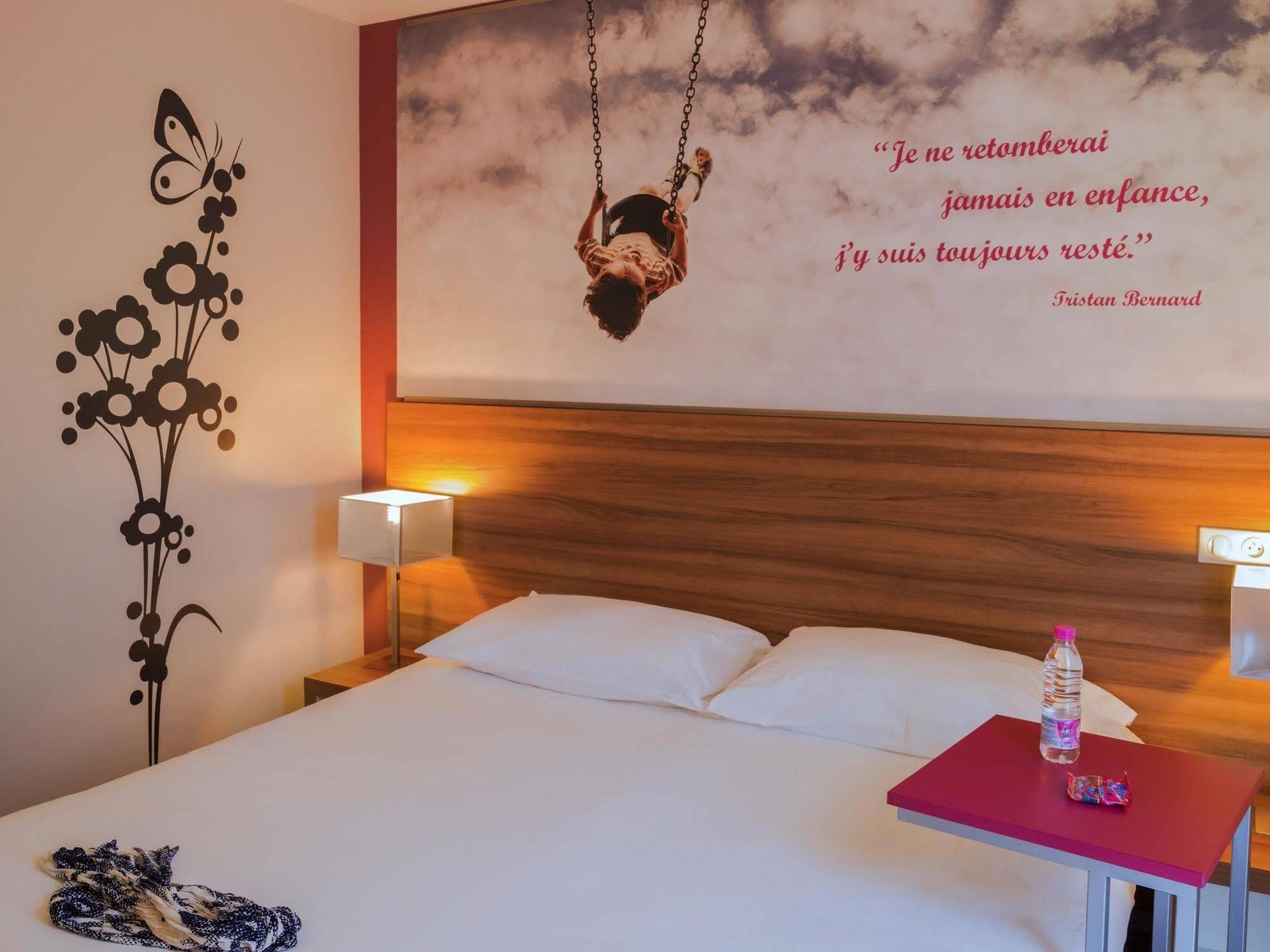 Ibis Styles Castres Hotel Castres  Buitenkant foto
